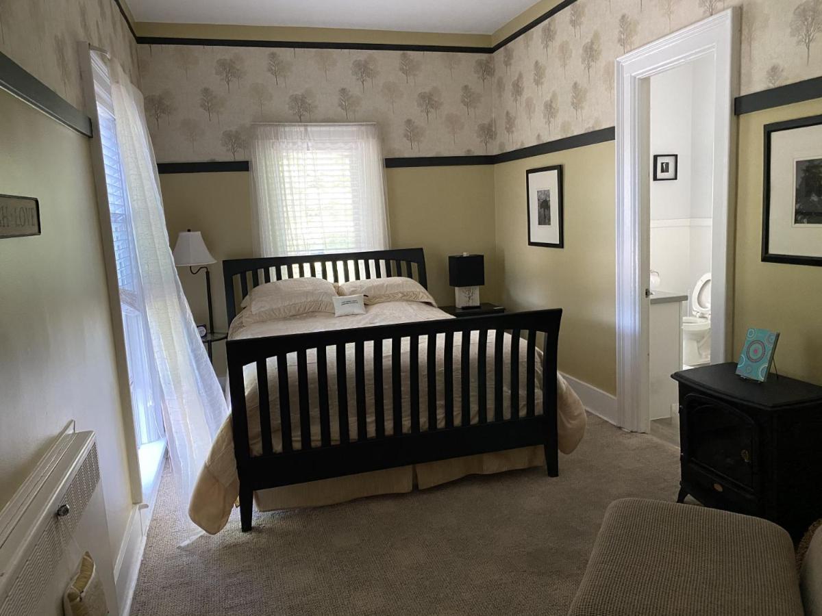 Monroe Manor Inn South Haven Bilik gambar
