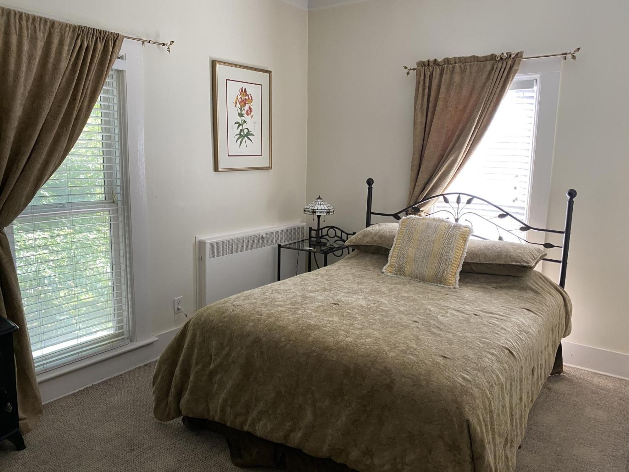 Monroe Manor Inn South Haven Bilik gambar